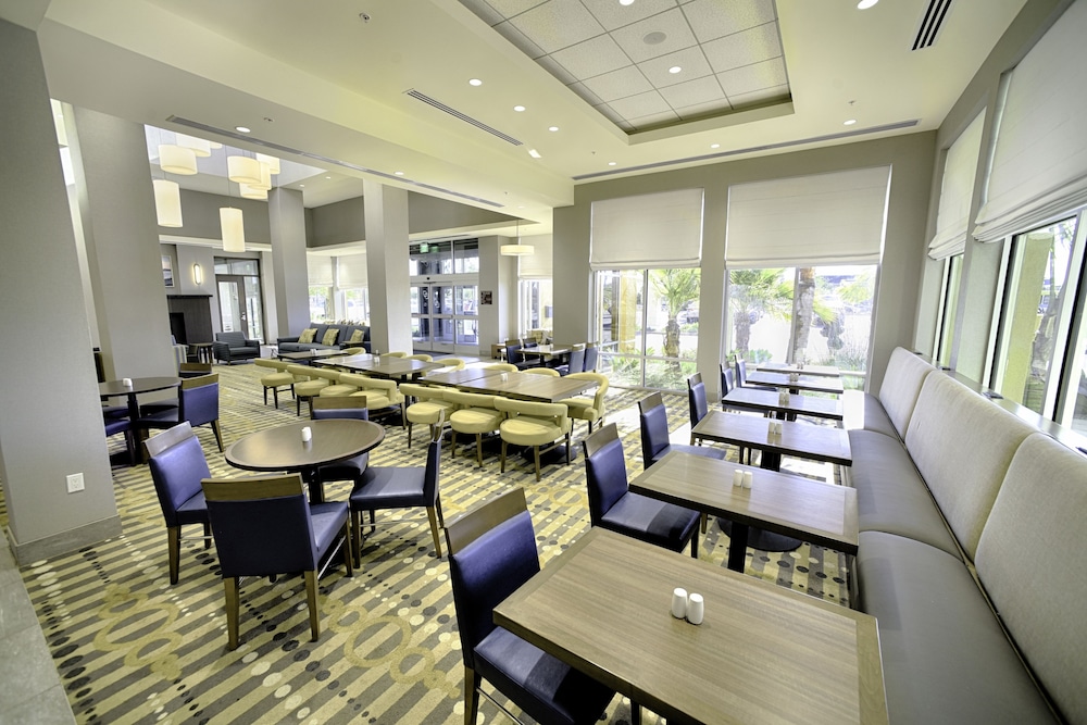 Hilton Garden Inn Santa Barbara Goleta - photo 52