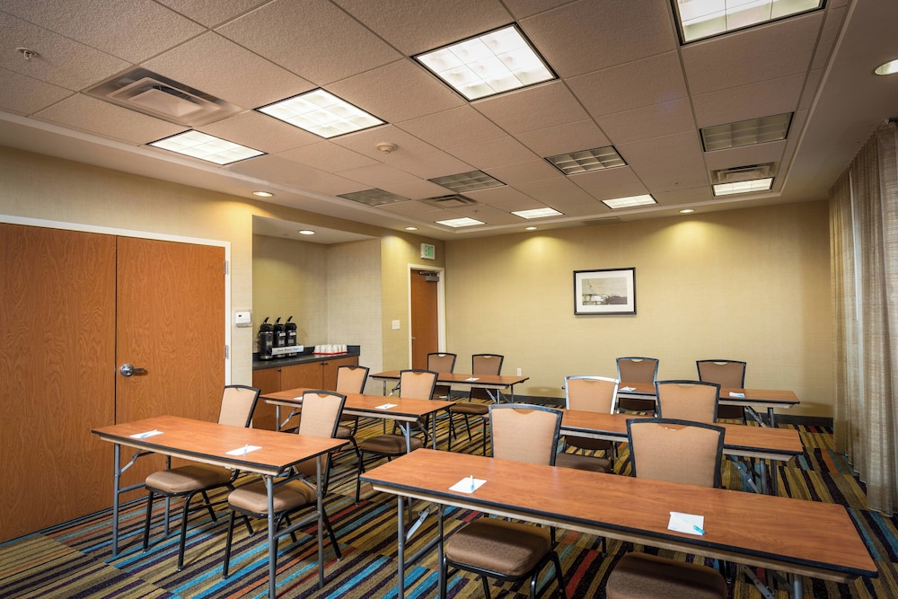 Fairfield Inn & Suites by Marriott Augusta - photo 44