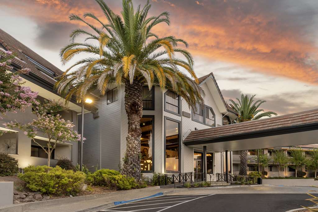 Best Western Plus Novato Oaks Inn — hotel in Novato