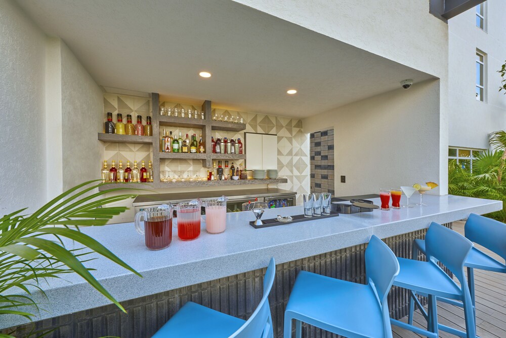 Snack Bar