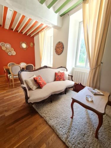 Le Moulin de l'O L'Orle Nature formule 4 personnes — hotel in Semur-En-Auxois