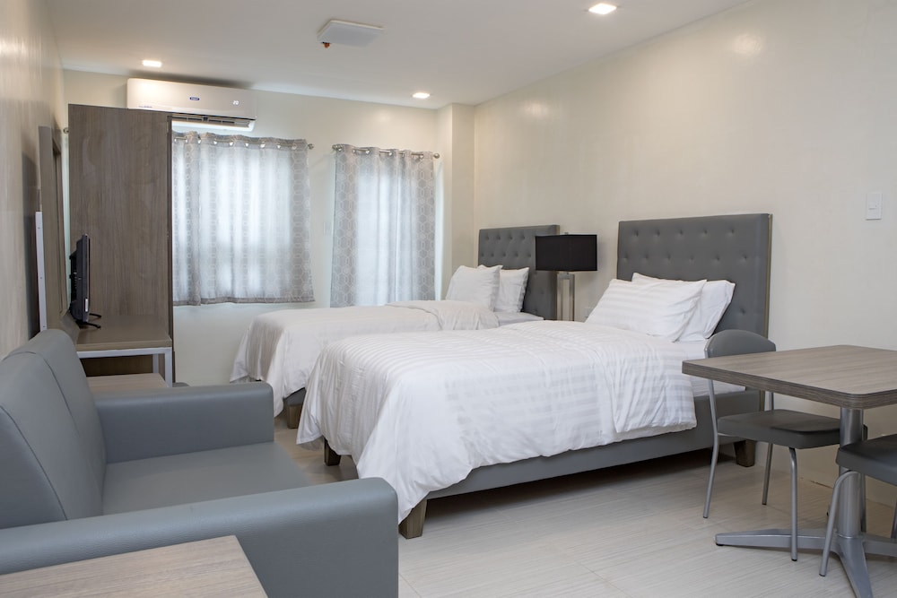 Hotel Merlo - last minute hotel in Makati City