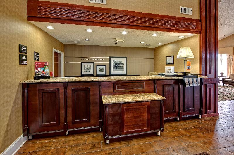 Hampton Inn Morristown - photo 4