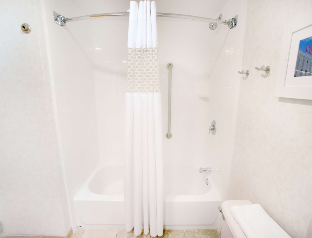 Hampton Inn Louisville North Clarksville - photo 25