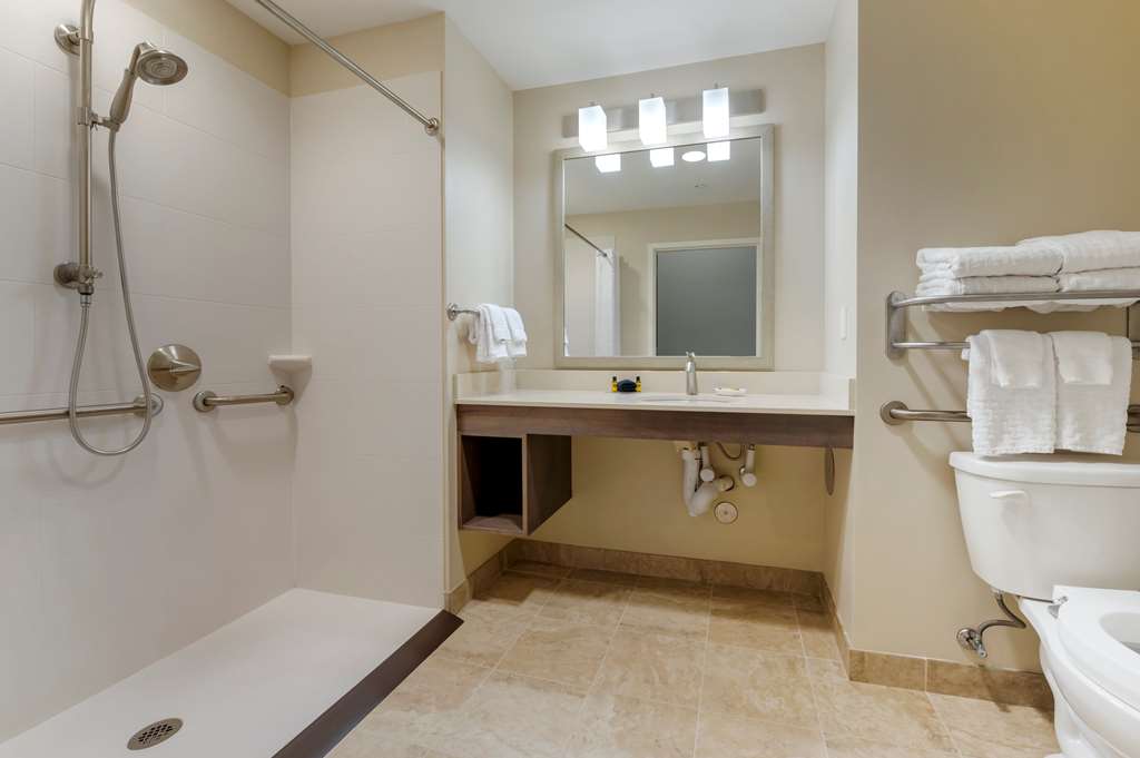 Best Western Plus Centralia Hotel & Suites - photo 25