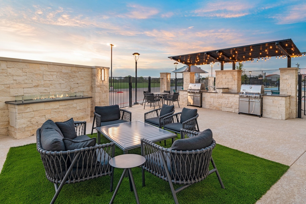 TownePlace Suites by Marriott Stafford Sugar Land - photo 23
