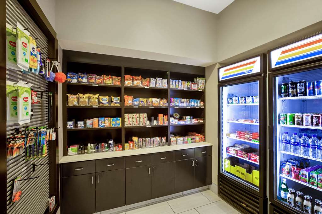 La Quinta Inn & Suites by Wyndham Cedar City - photo 30