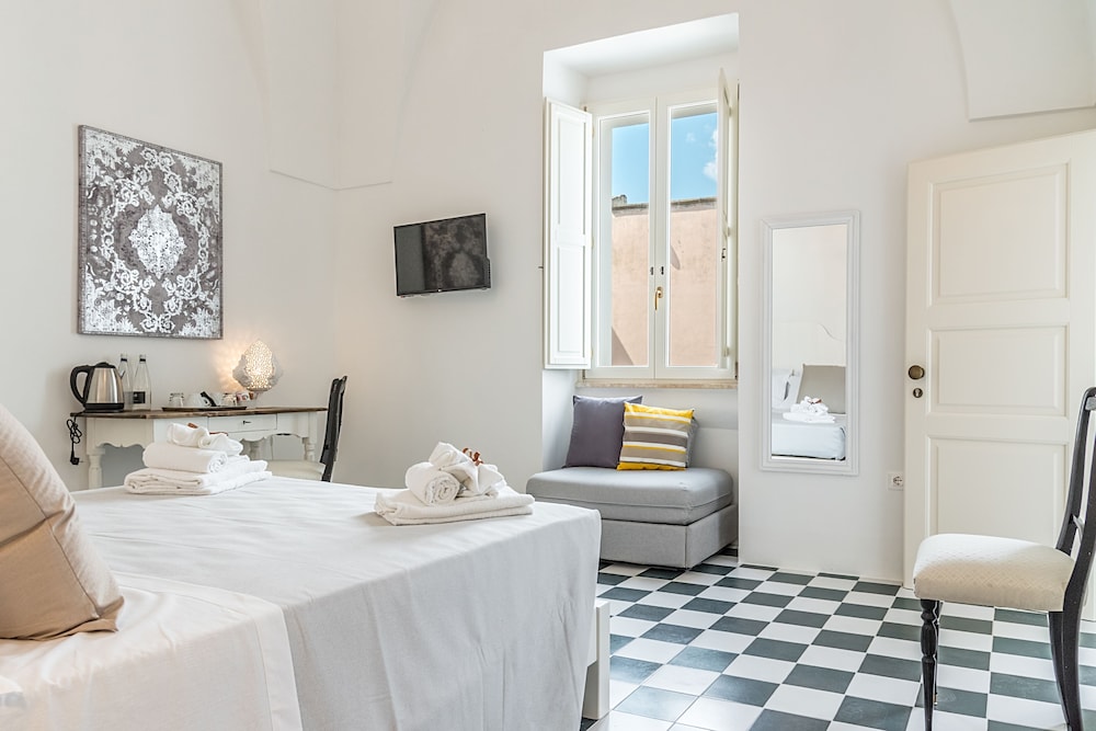 Di Lorenzi Albergo Diffuso — 4-Star Luxury Hotel in Felline, Italy