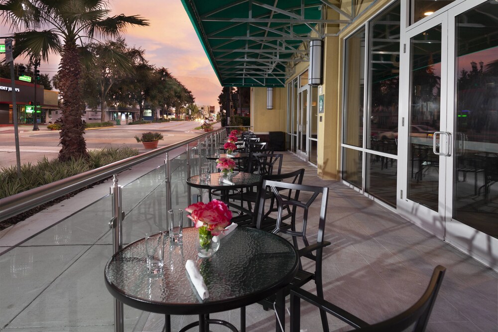 Courtyard by Marriott DeLand Historic Downtown - photo 18