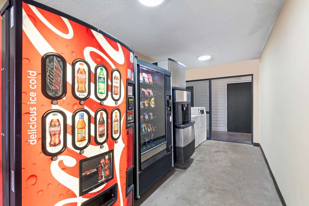 Econo lodge Kennett - photo 41