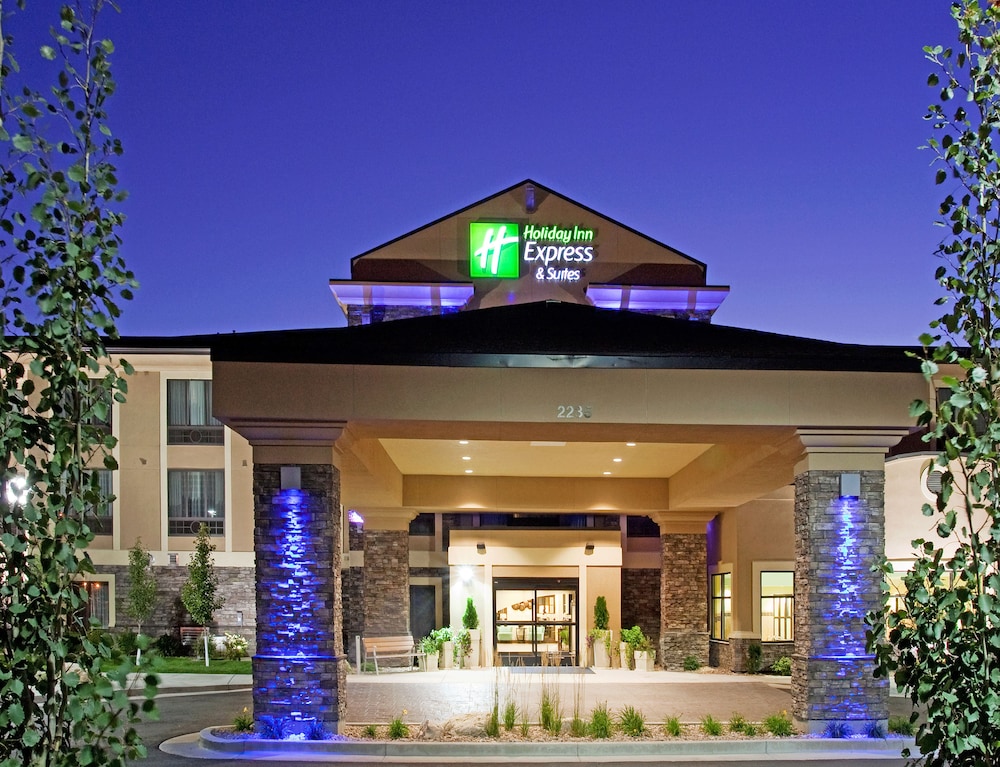 Holiday Inn Express & Suites Logan by IHG - photo 25