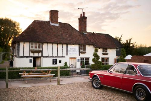The Three Chimneys Country Pub — hotel in Biddenden