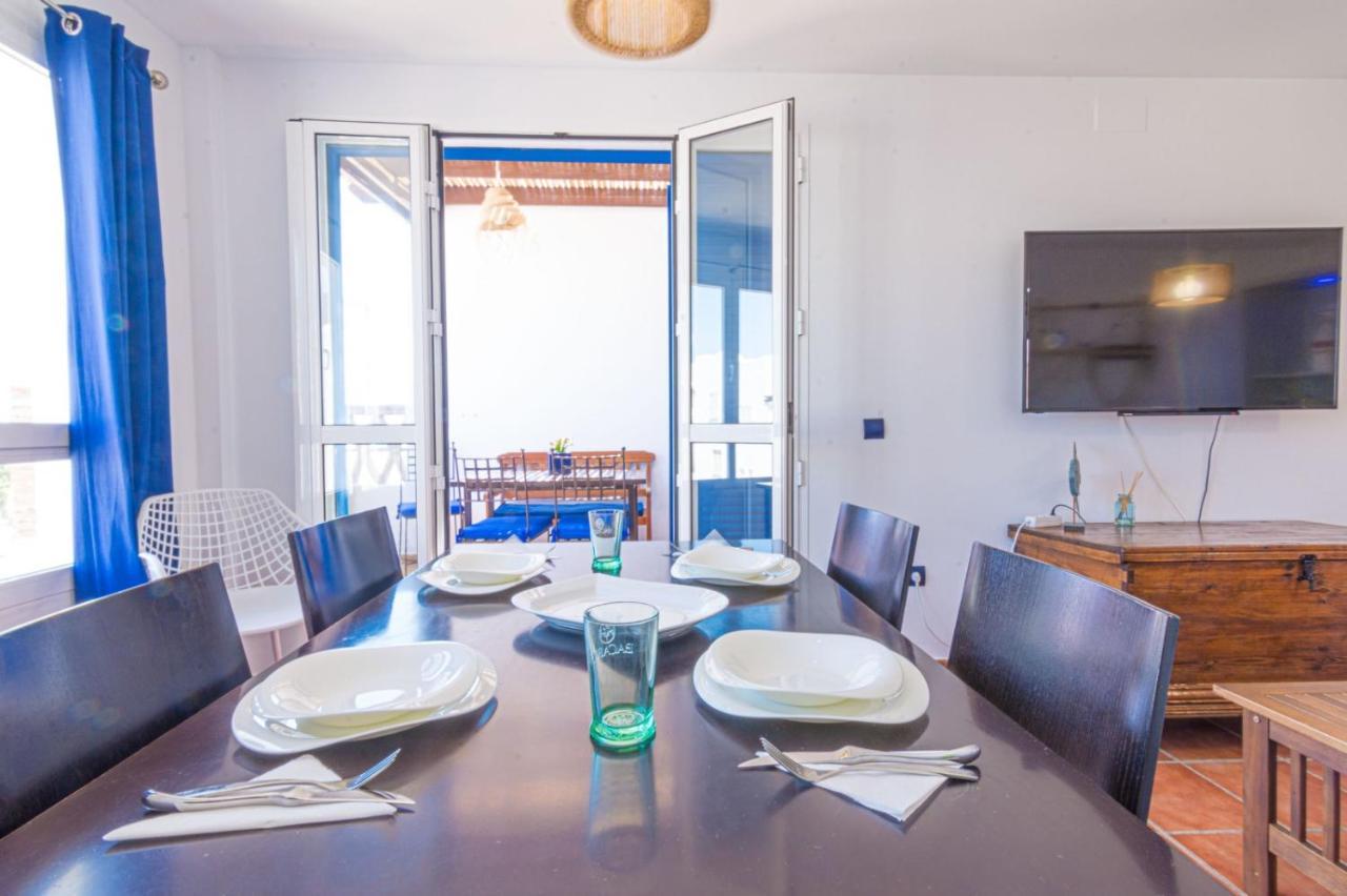 Isleta 5 - carbon neutral hotel in Unknown City