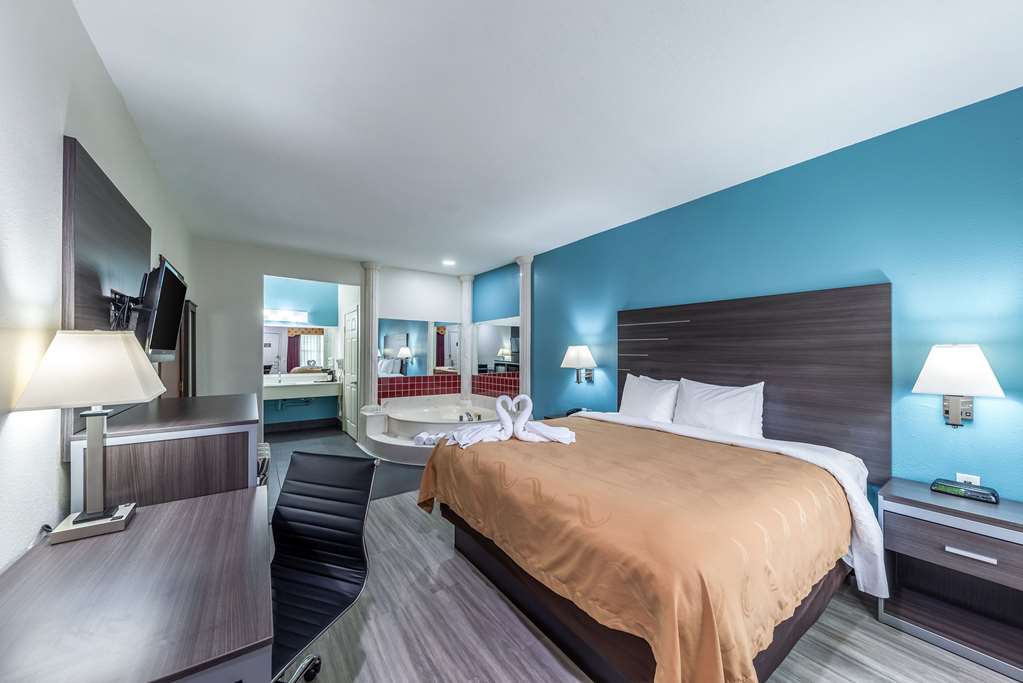 Quality Inn & Suites Canton - photo 19
