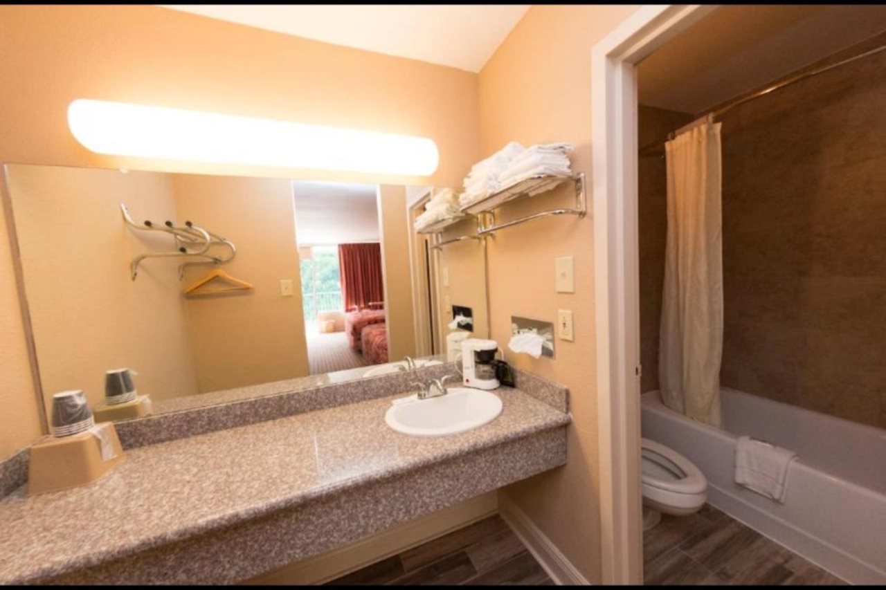 OYO Hotel Audubon Baton Rouge Port Allen I 10 - photo 31
