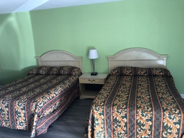 Flamingo Beach Inn - last minute hotel in Biloxi