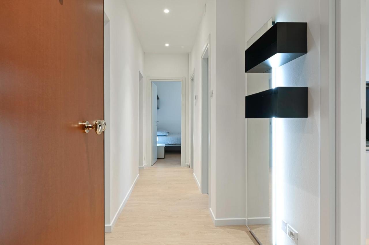 Free Parking & Wifi 10 Minuti Dal Centro — 4-Star Luxury Hotel in Padova, Italy
