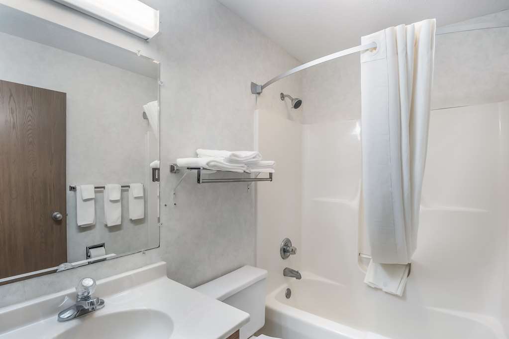 Americas Best Value Inn Wenona - photo 29