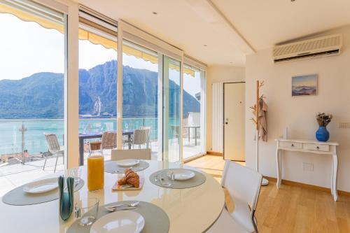 Casa Madlen Bright Attic with Marvelous View — 4-Star Luxury Hotel in Campione, Italy