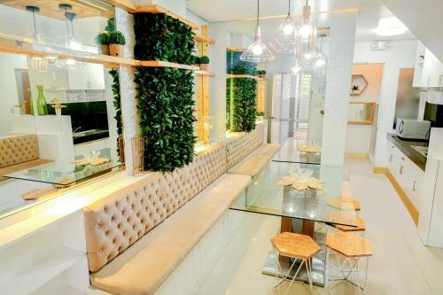 House of Citiflora Unit A — 4-Star Luxury Hotel in Manila, Philippines