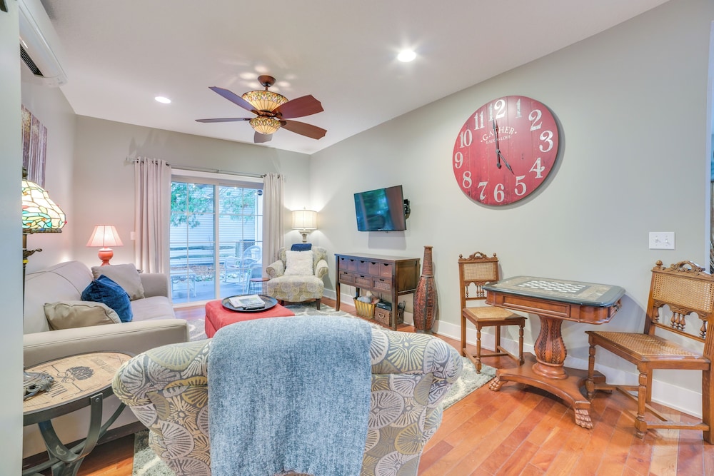 Day Trips to Boyne Mtn Northwest Michigan Duplex — hotel in Charlevoix