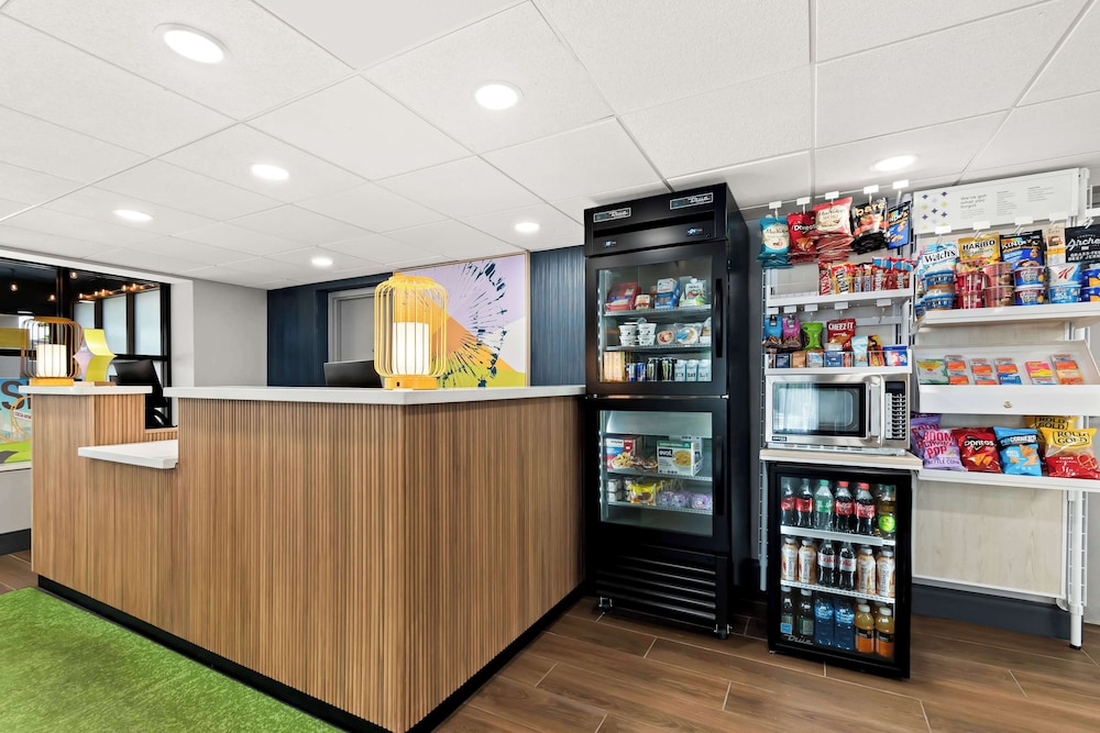 Inn At Chocolate Ave Surestay Collection By Bw - photo 8