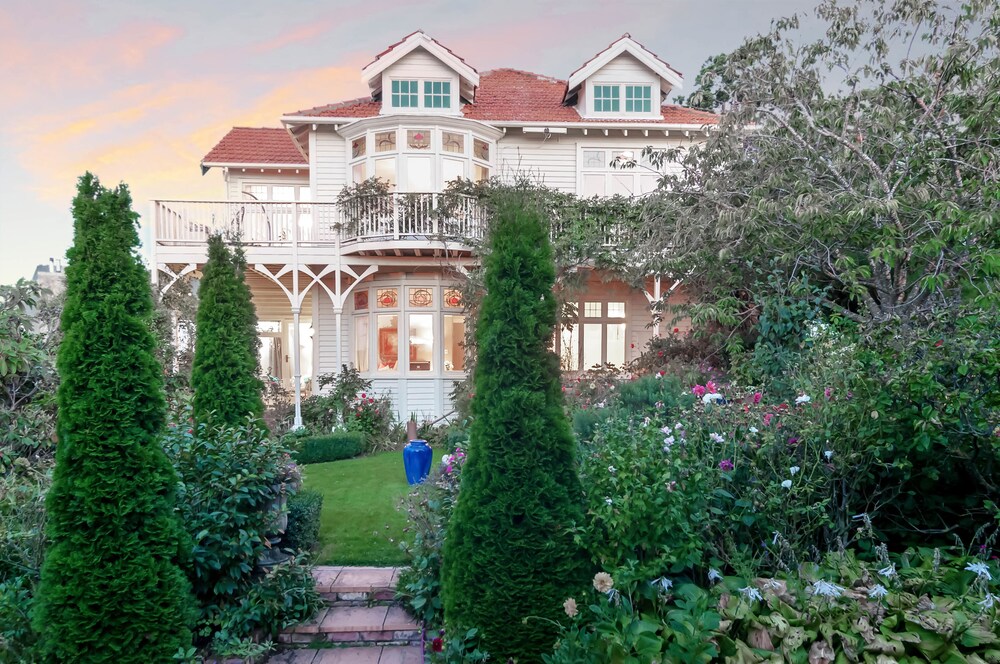 Dyers House — 5-Star Luxury Hotel in Christchurch, New Zealand
