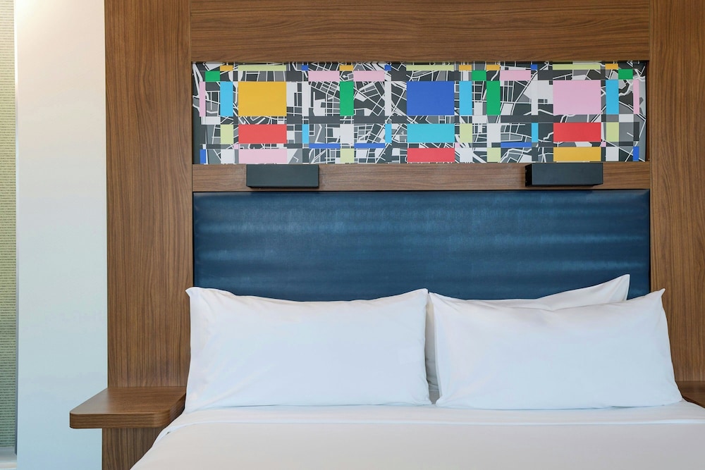 Aloft Durham Downtown - photo 19
