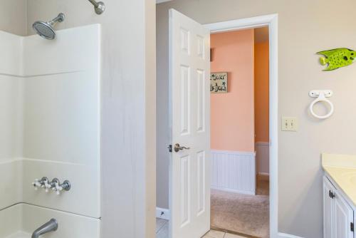 1 4 Us by Oak Island Accommodations - photo 7