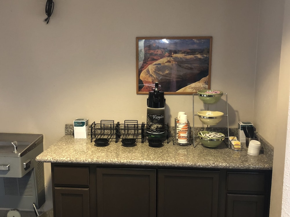 Quality Inn Spanish Fork North - photo 15