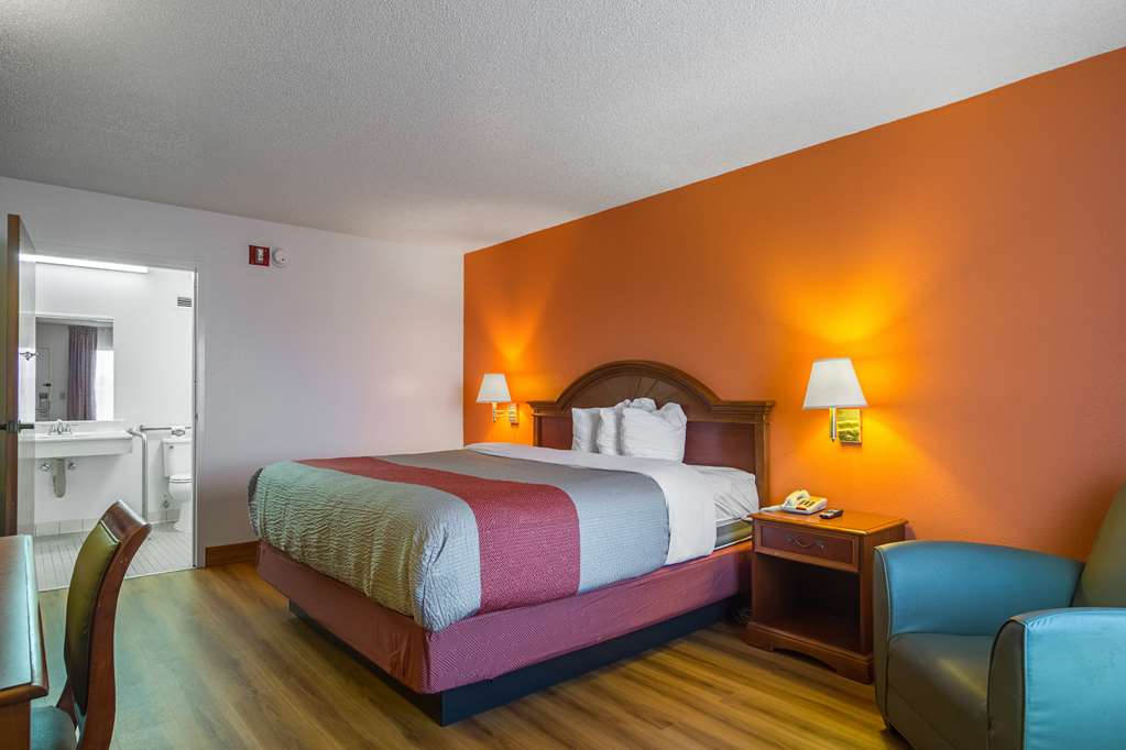 Motel 6 Waycross - photo 14