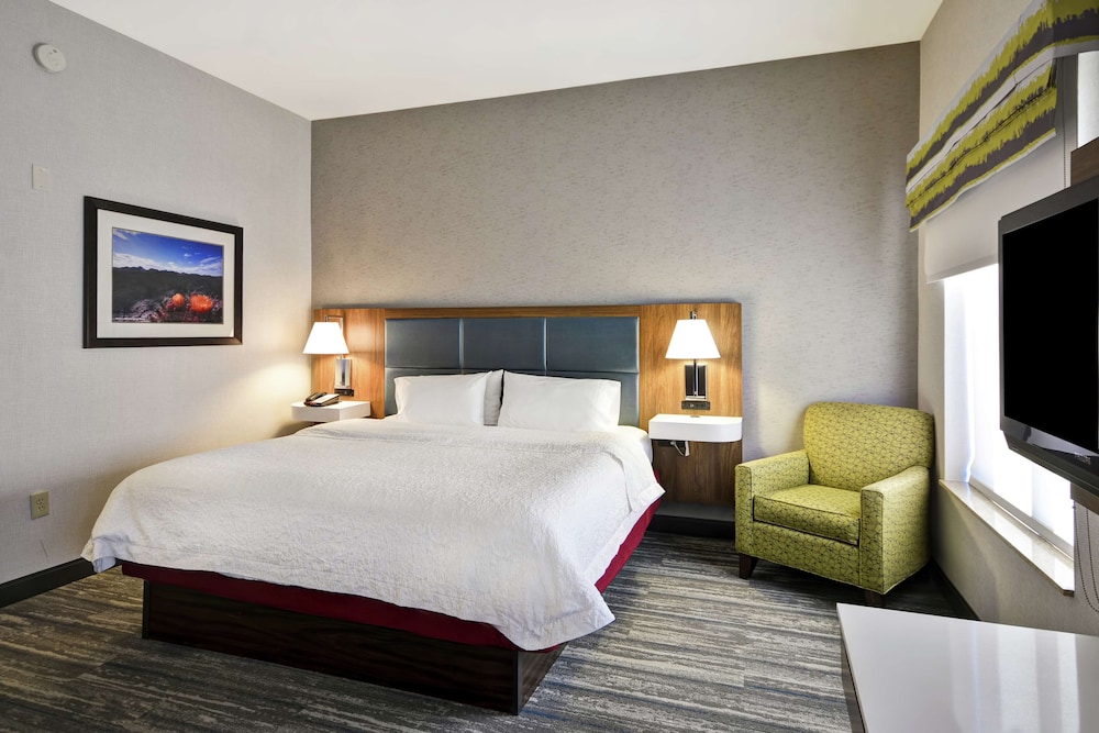 Hampton Inn & Suites Yuma - photo 21