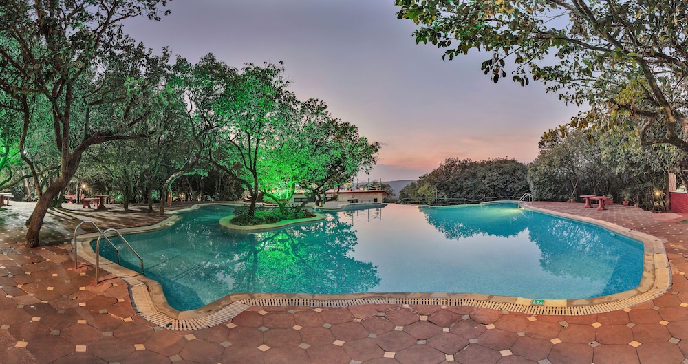 Club Mahindra Mahabaleshwar Sherwood in Mahabaleshwar, India