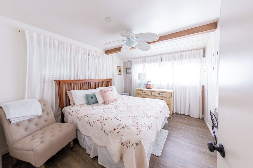 Redwood Hollow Cottages - photo 9
