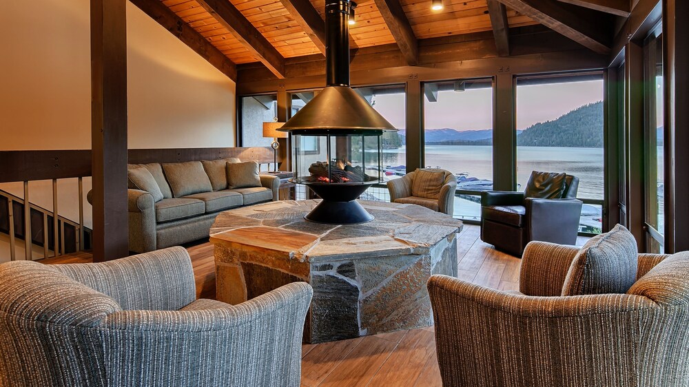 Donner Lake Village Resort - photo 44