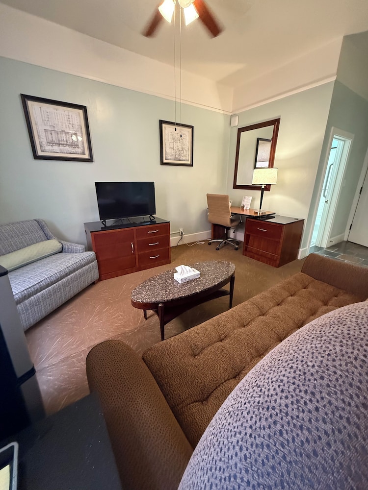 The Gadsden Hotel - photo 55