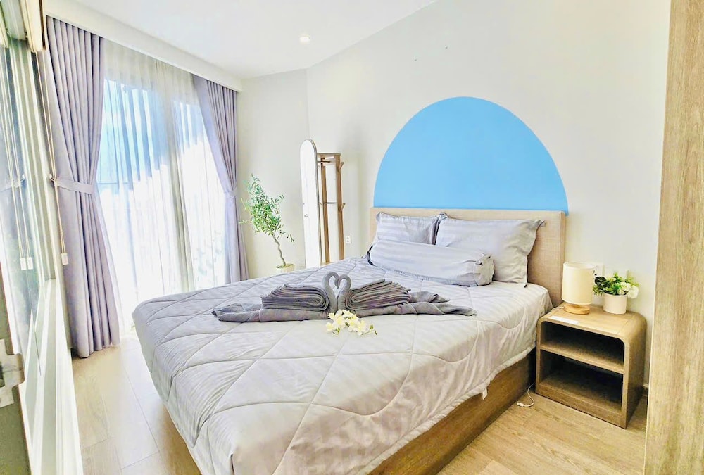 The Sóng Condotel in Vung Tau City The Sóng Real Company — 4-Star Luxury Hotel in Vung Tau, Vietnam