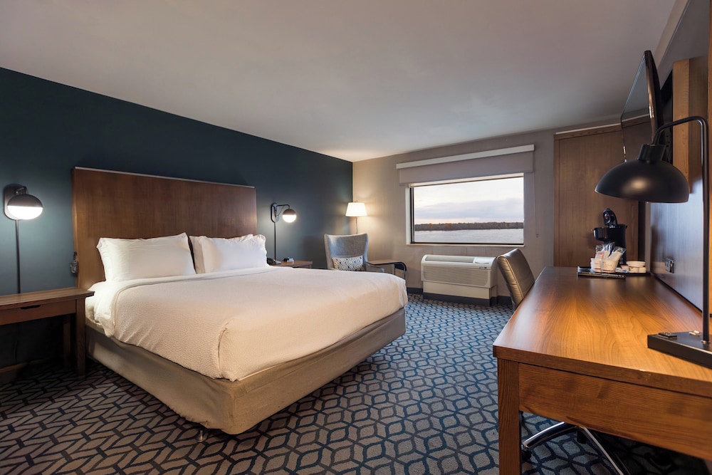 Crowne Plaza Niagara Falls NY Riverside by IHG - photo 41