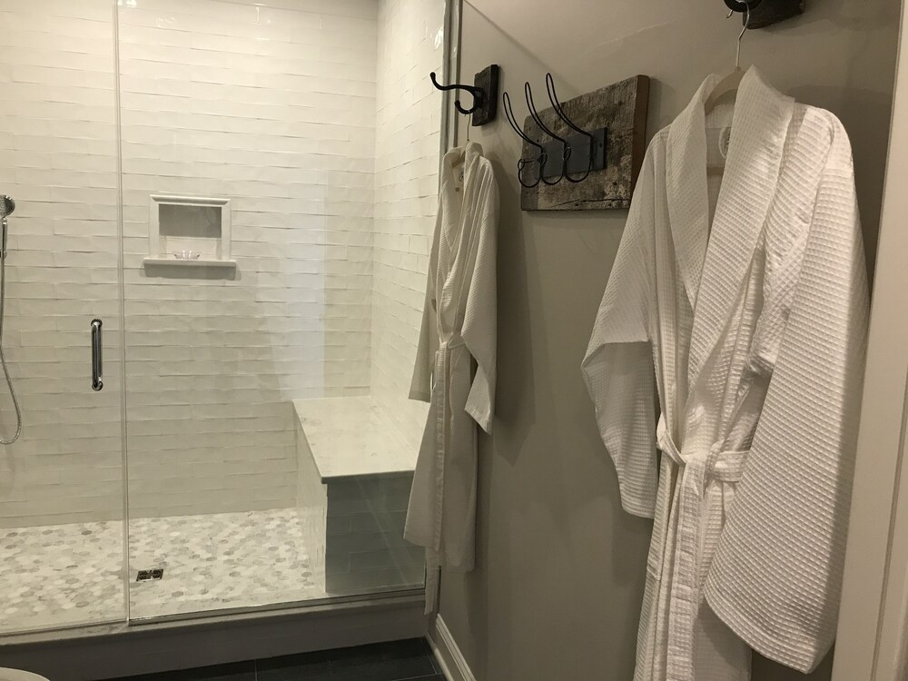 Chateau Rooms - photo 17