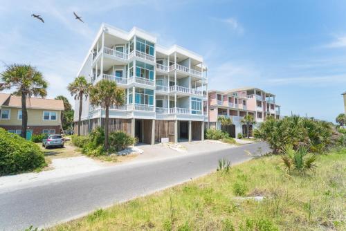 Seacoast Villas 6 — 4-Star Luxury Hotel in Folly Beach, United States