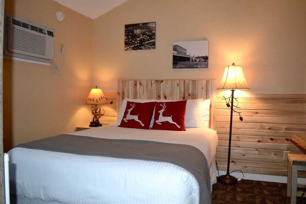 Black Elk Resort Cottages and RV Park - photo 7