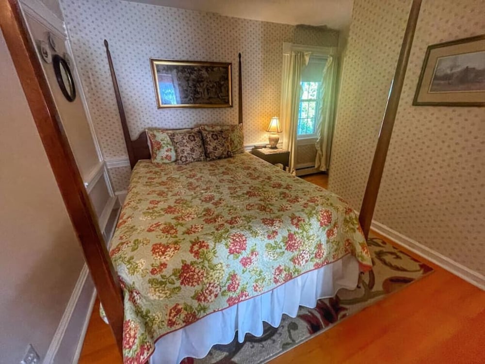 Open Hearth Inn - photo 21