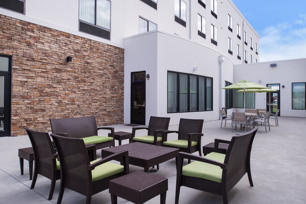 Holiday Inn Express Hotel & Suites Monroe - photo 41