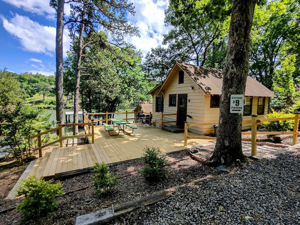 Edgewater Resort Cottage #1 - photo 195