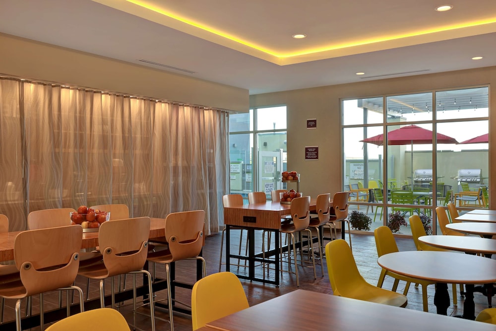 Home2 Suites by Hilton Turlock CA - photo 2