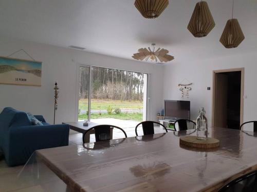 Maison neuve proche du lac de LAcon et de l'OcAcan — 4-Star Luxury Hotel in Vielle-Saint-Girons, France