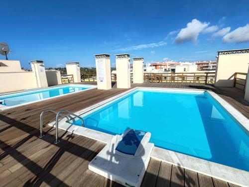 3G Terrace A Casas & Papeis — 4-Star Luxury Hotel in Armacao De Pera, Portugal