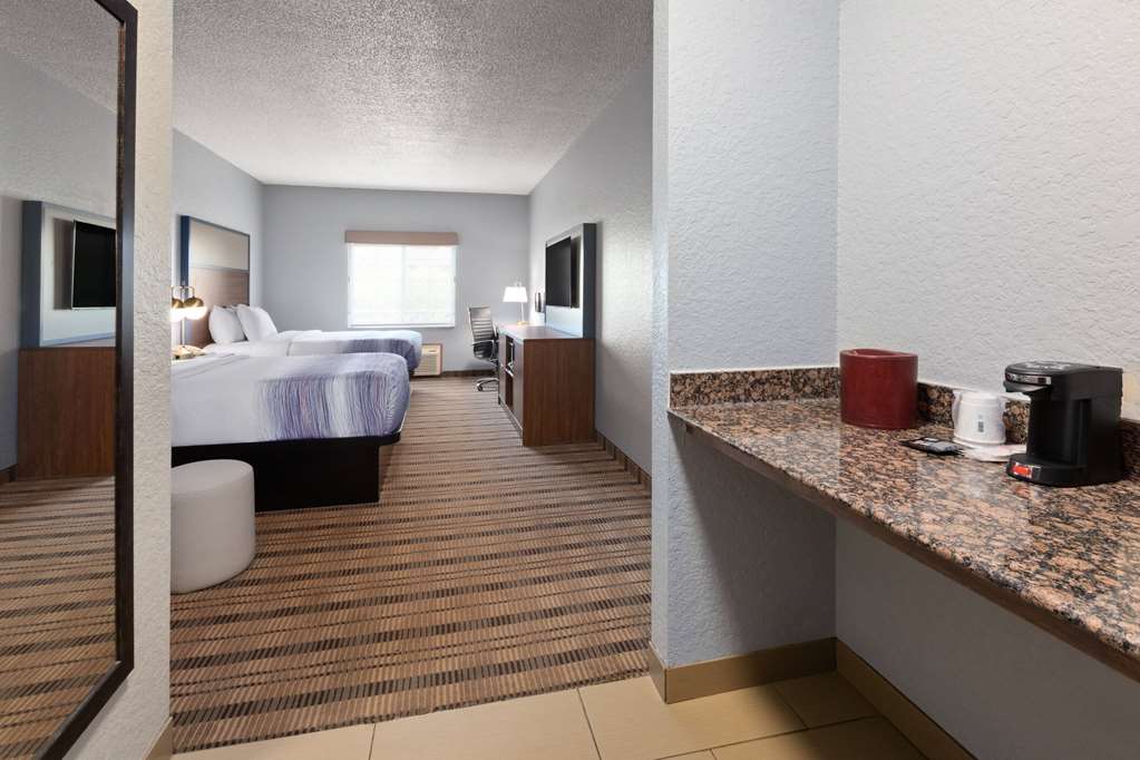 AmericInn by Wyndham Grinnell - photo 19