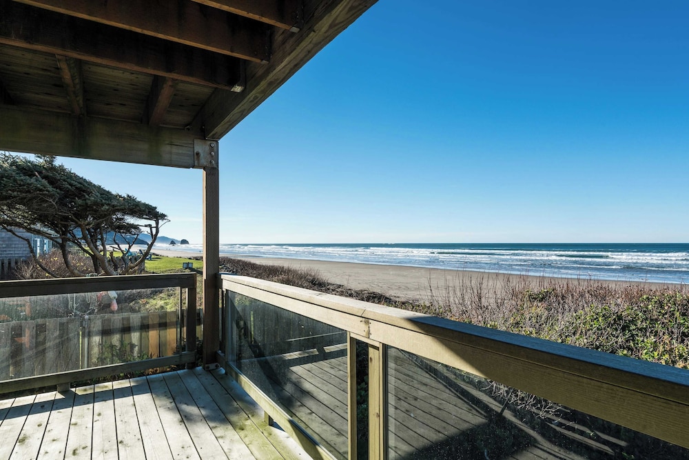 Blue Starfish by Avantstay Ocean Views & Direct Cannon Beach Access - photo 21