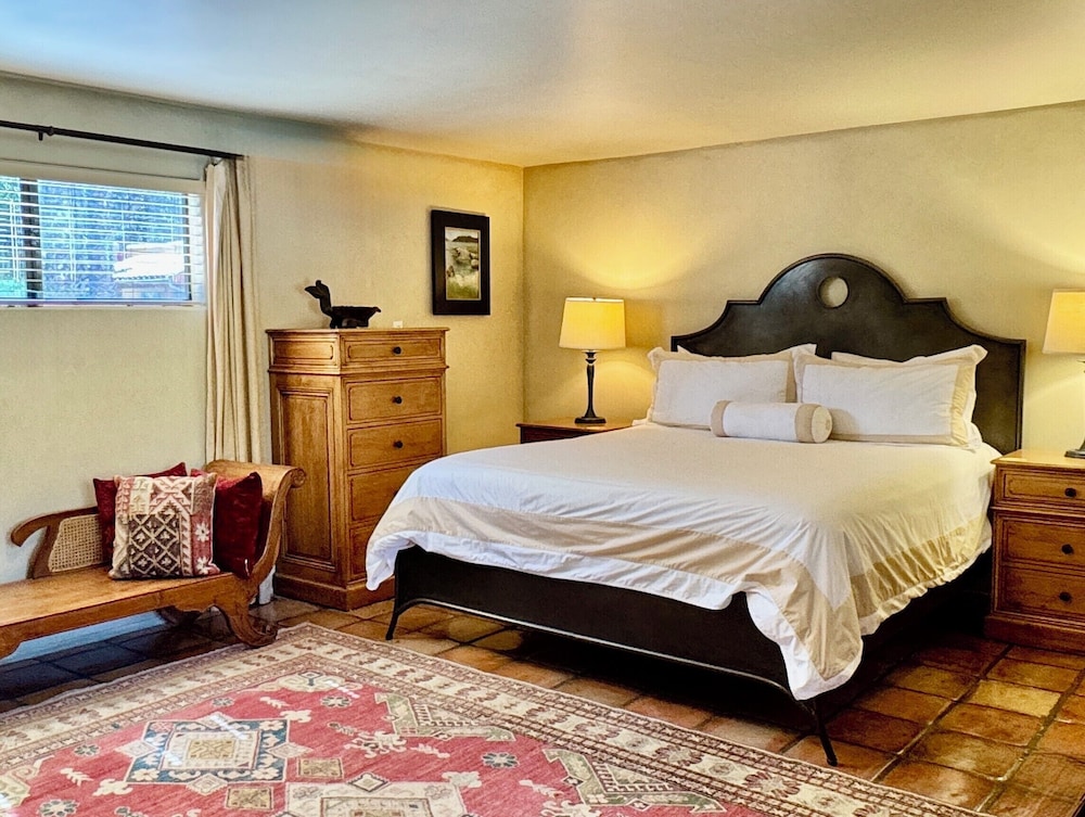 Blue Iguana Inn - photo 25